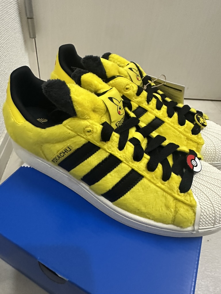 Angled view of Pikachu adidas sneakers